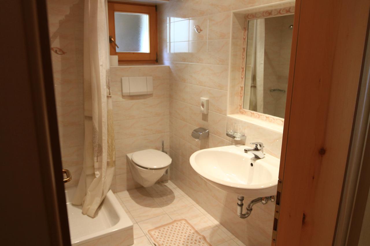Hotel Chavalatsch Тубре Экстерьер фото